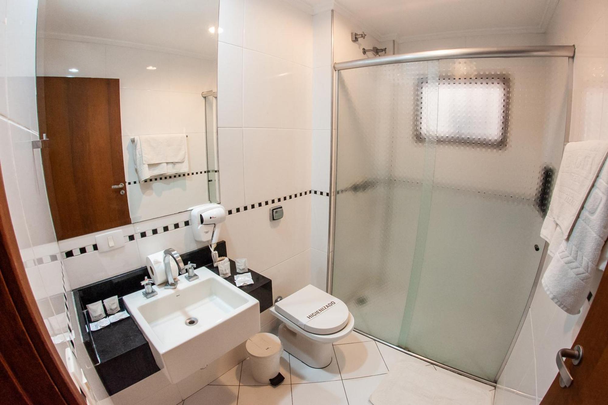 London Hotel Londrina Pokoj fotografie