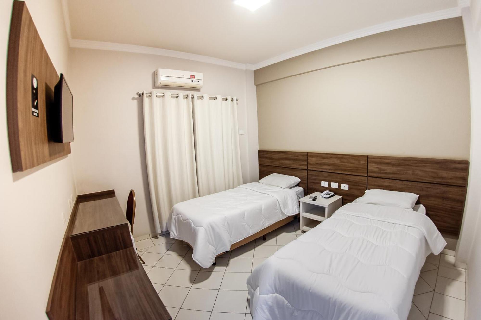 London Hotel Londrina Pokoj fotografie